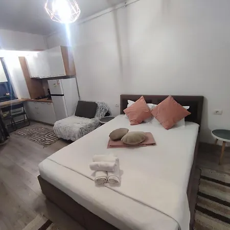 Apartment Nearby The Sea